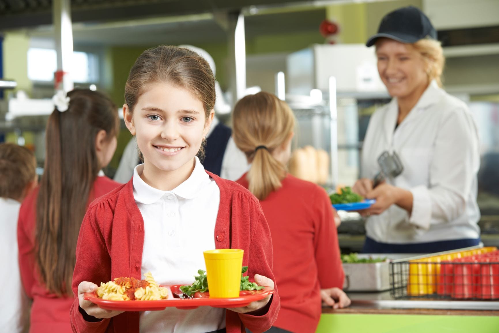Read more about the article Gov signs bill to expand free school meals
